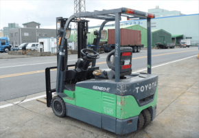 Xe-nang-Toyota-03.png