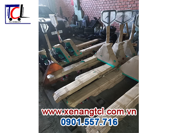 Xe nâng tay