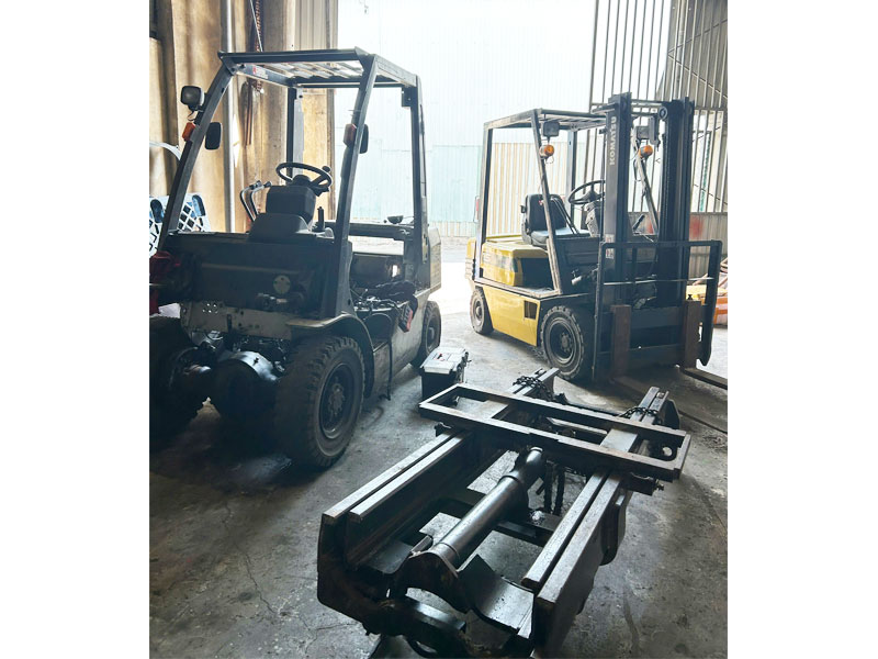 Sửa chữa phụ tùng xe nâng
